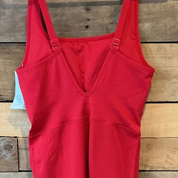 All in Motion Women S Seamless Red Bodysuit Built-In Shelf Bra Active Skinny Leg - Picture 2 of 9